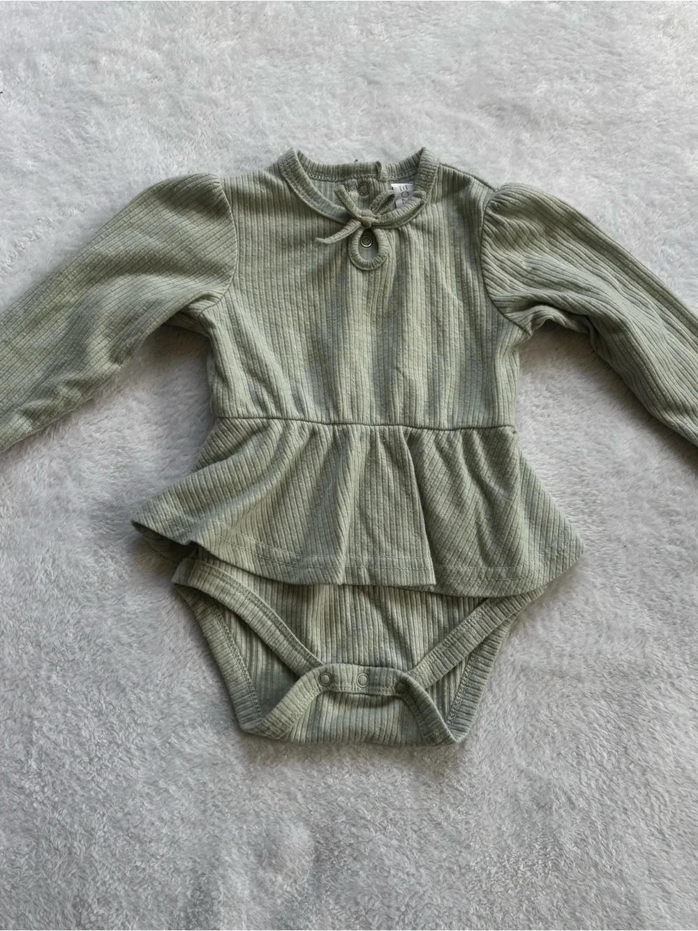 Rachel Zoe Baby Girl 3-Piece Ribbed Outfit Lot – Neutral Onesies & Pants Set
